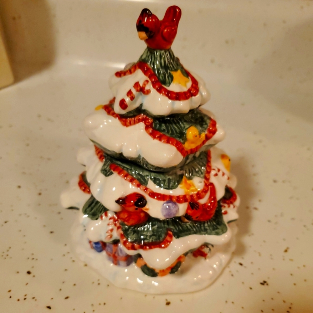 Fitz and Floyd Omnibus Christmas Tree Sugar Bowl and Lid, EUC